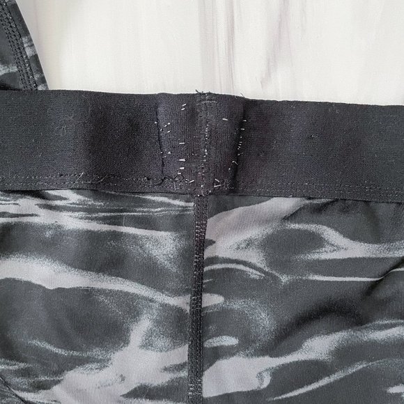 Nike Pro Water Patterned Cropped Tight Legging - Picture 4 of 4